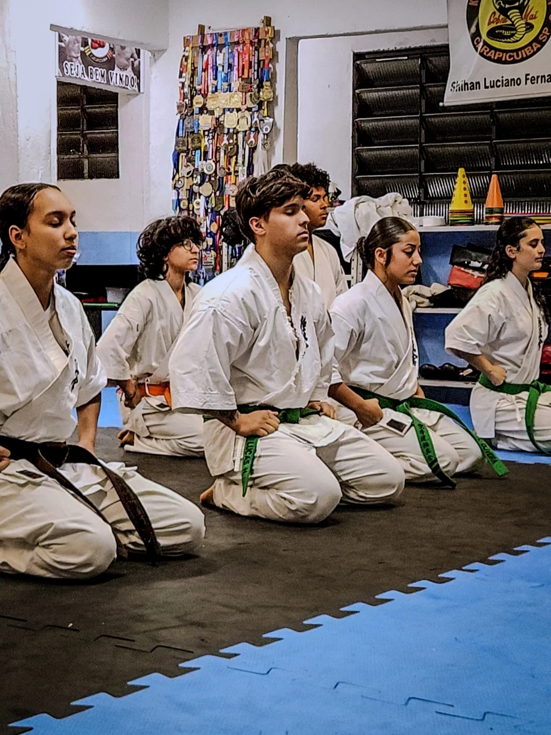 Treino no dojô Cobra Kai Carapicuíba